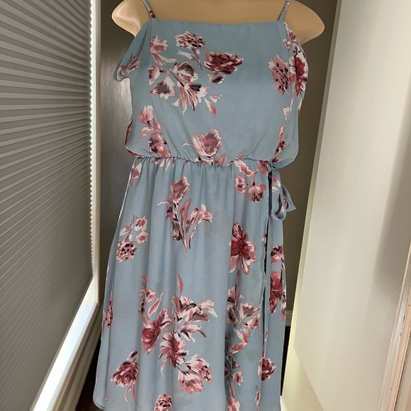 Sienna Sky Dresses & Skirts - Sienna sky dress